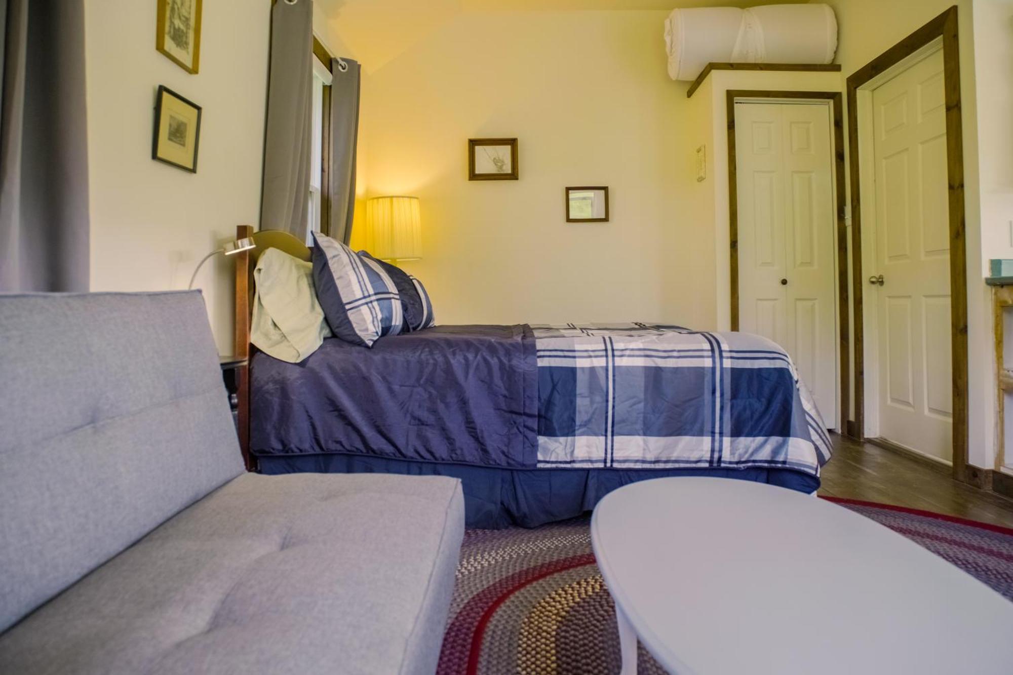 Chanterelle Inn & Cottages Baddeck Bagian luar foto