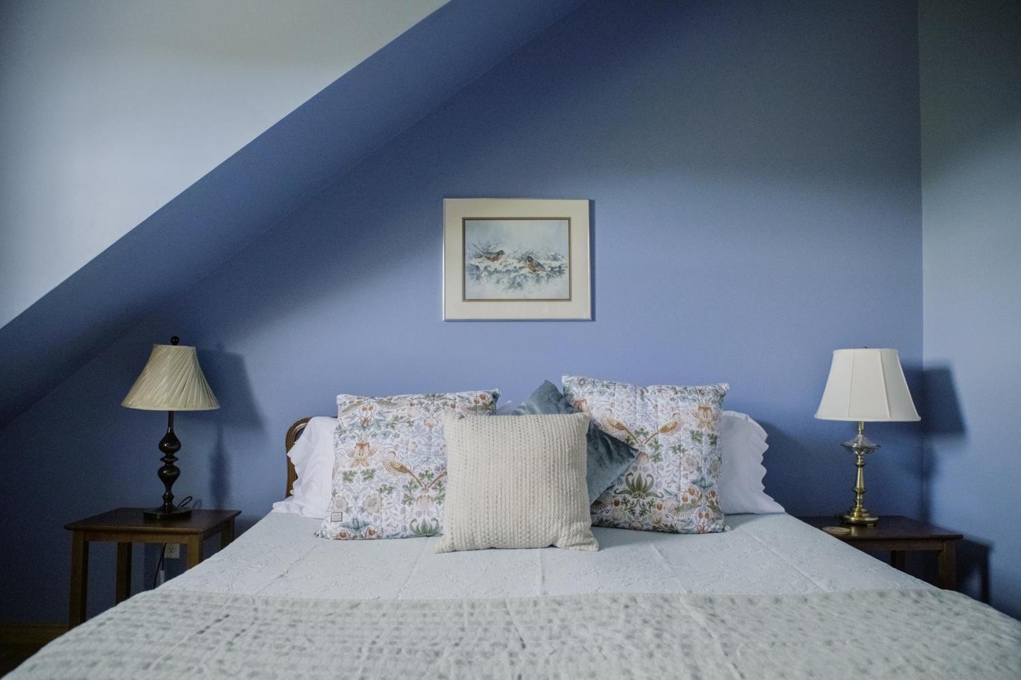 Chanterelle Inn & Cottages Baddeck Bagian luar foto