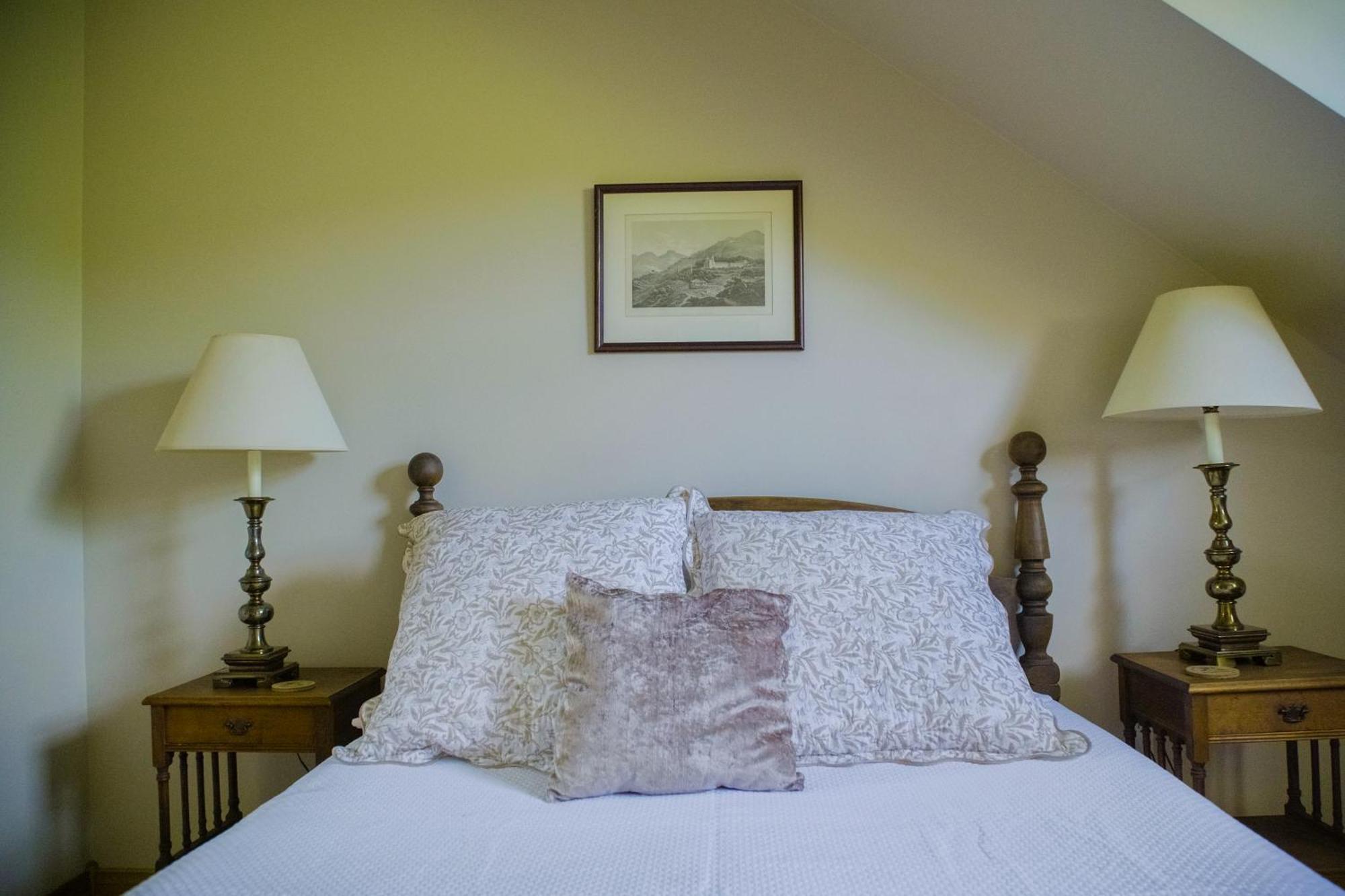 Chanterelle Inn & Cottages Baddeck Bagian luar foto