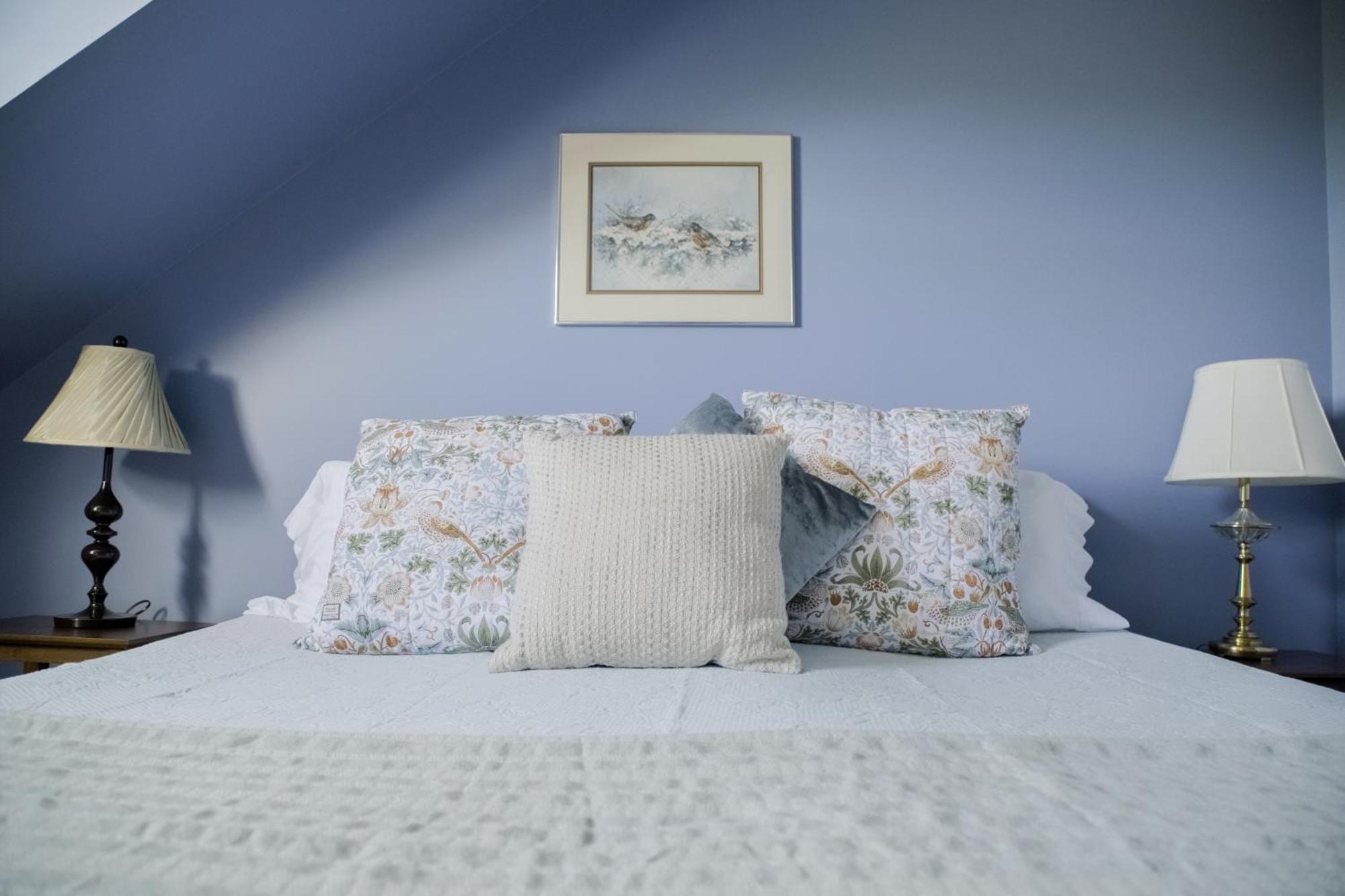 Chanterelle Inn & Cottages Baddeck Bagian luar foto